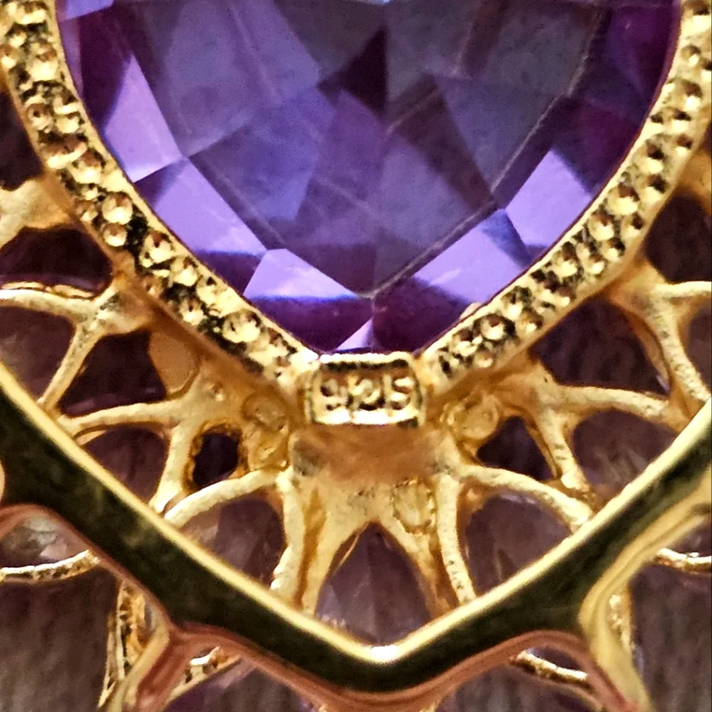 Pendant - Picture 3 of 3